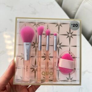 【Brand New】QUO Beauty Mini Makeup Brush Set – $15 Each